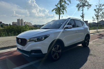 Used MG ZS 2020 Global Bestseller with 1.5L Engine Manual Transmission and a Massive 65-Inch Panoramic Sunroof Version