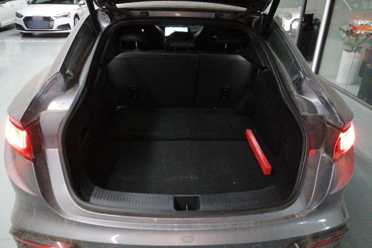 Used MG 7 2023 2.0T Automatic Trophy+ Ignition Glory Edition
