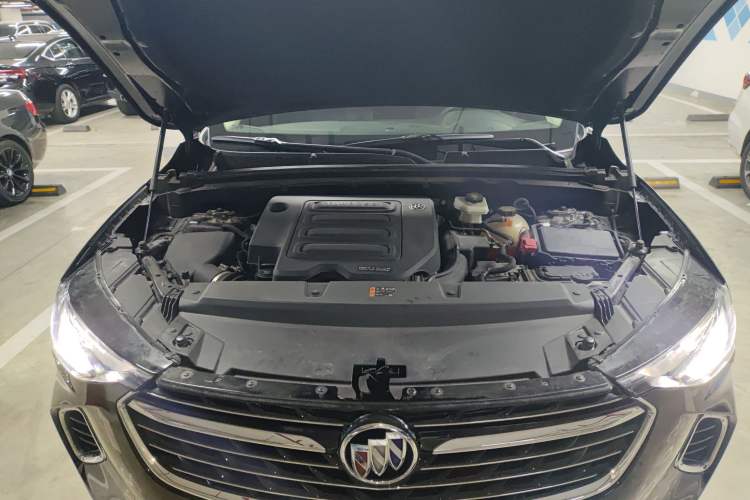 Used Buick Envision 2023 Encore S 552T Two-Wheel Drive Luxury Model
