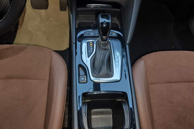 Used Buick Regal 2019 20T Elite Version China V Standard
